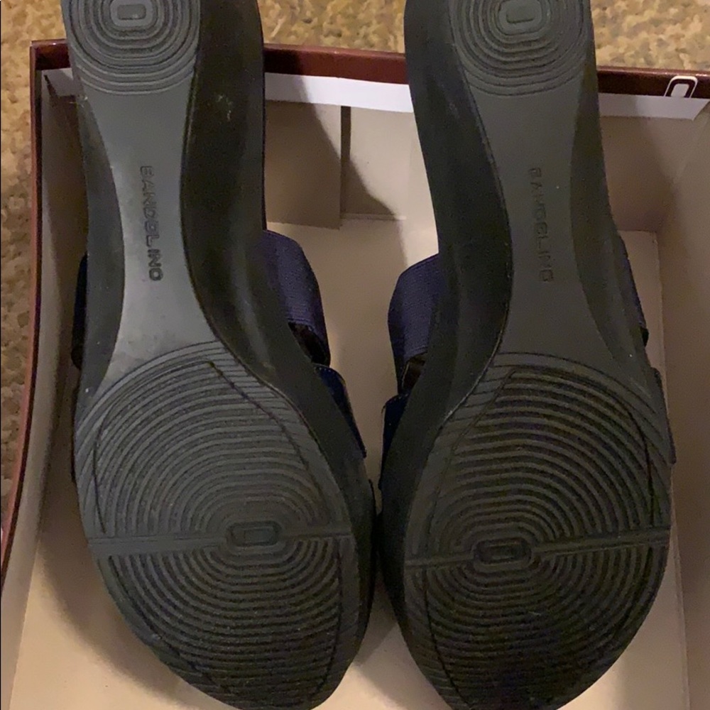 Shoes - Picture 4 of 4